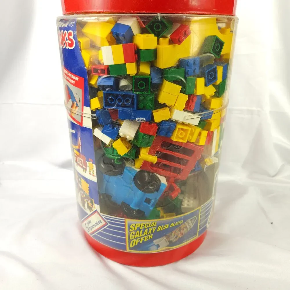 1991 Mega Micro Bloks 1000 Piece Tub Vintage Building Blocks‎
